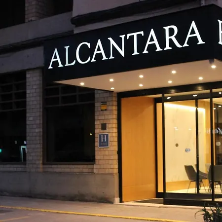 Alcantara 3*