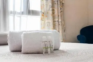 Отель Alcantara Касерес