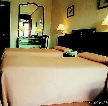 Alcantara Hotel Caces