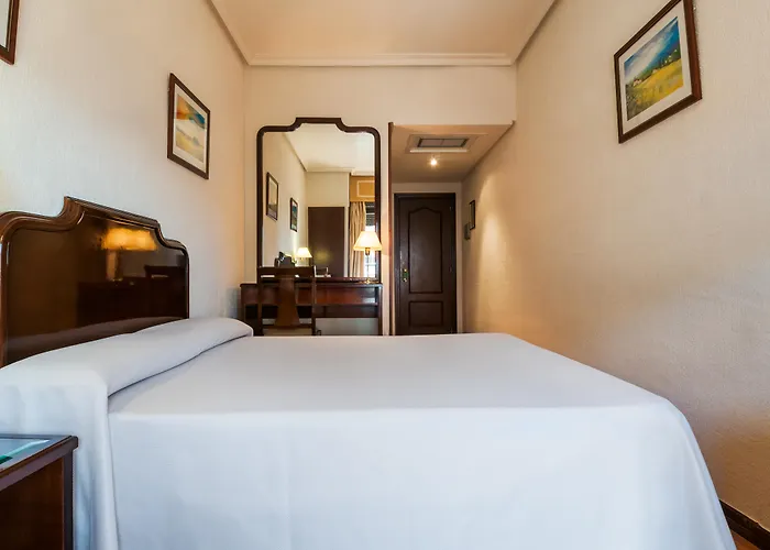 Hotel Alcantara Caces