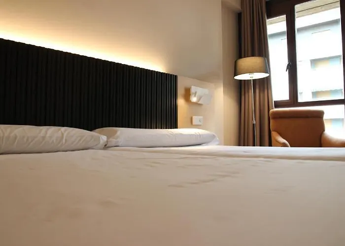 Отель Alcantara 3*